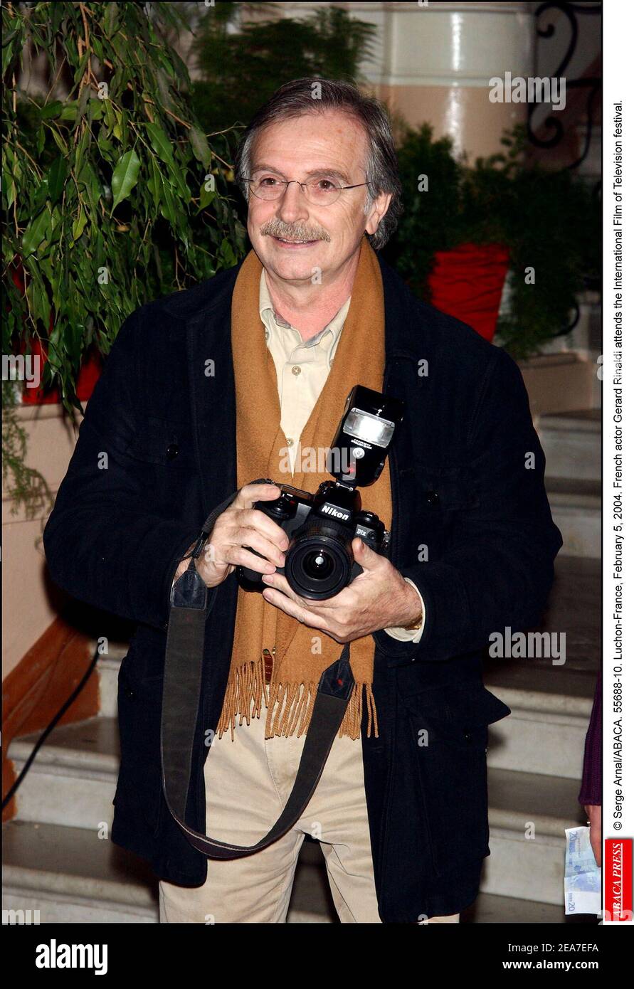 © Serge Arnal/ABACA. 55688-10. Luchon-France, le 5 février 2004. L'acteur français Gerard Rinaldi participe au festival international du film de télévision. Banque D'Images