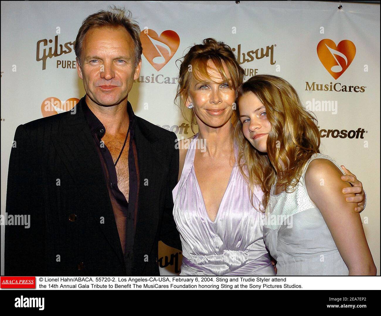 © Lionel Hahn/ABACA. 55720-2. Los Angeles-CA-USA, 6 février 2004. Sting et Trudie Styler assistent au 14e Gala annuel pour rendre hommage à la Fondation MusiCares en l'honneur de Sting aux studios Sony Pictures. Banque D'Images