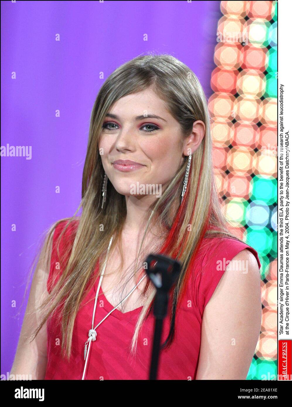 emma-daumas-chanteuse-de-l-acad-mie-des-beaux-arts-participe-la