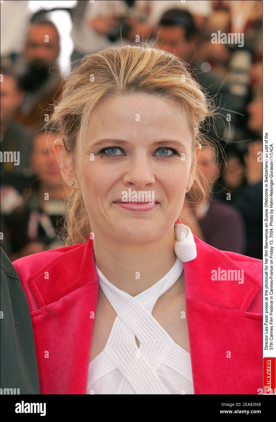 La Directrice Lea Fazer pose au photocall pour son film Bienvenue en Suisse (Bienvenue en Suisse) dans le cadre du 57e Festival de Cannes le vendredi 13, 2004. Photo de Hahn-Nebinger-Gorassini/ABACA. Banque D'Images