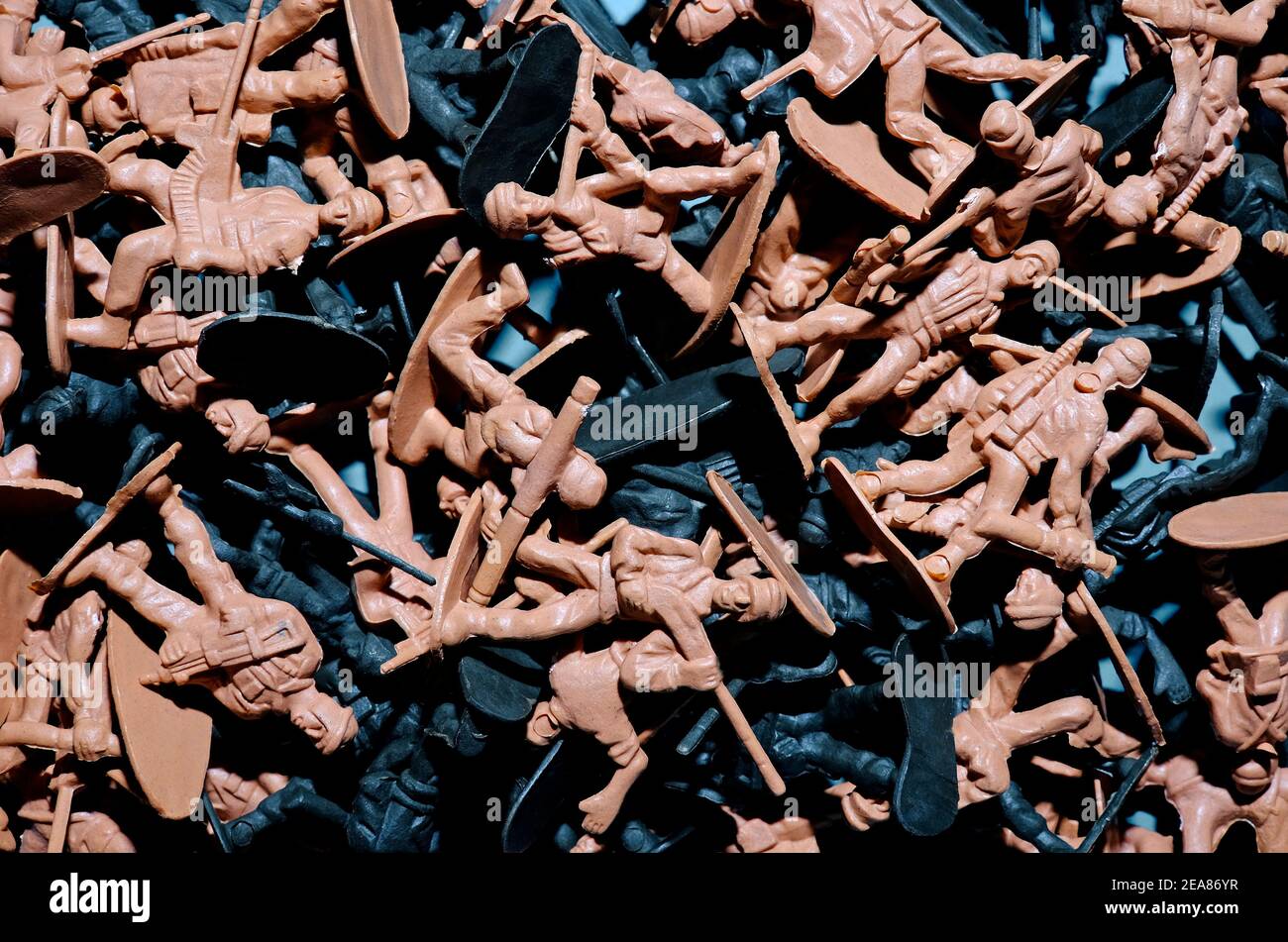 soldats miniatures verts et bruns Banque D'Images