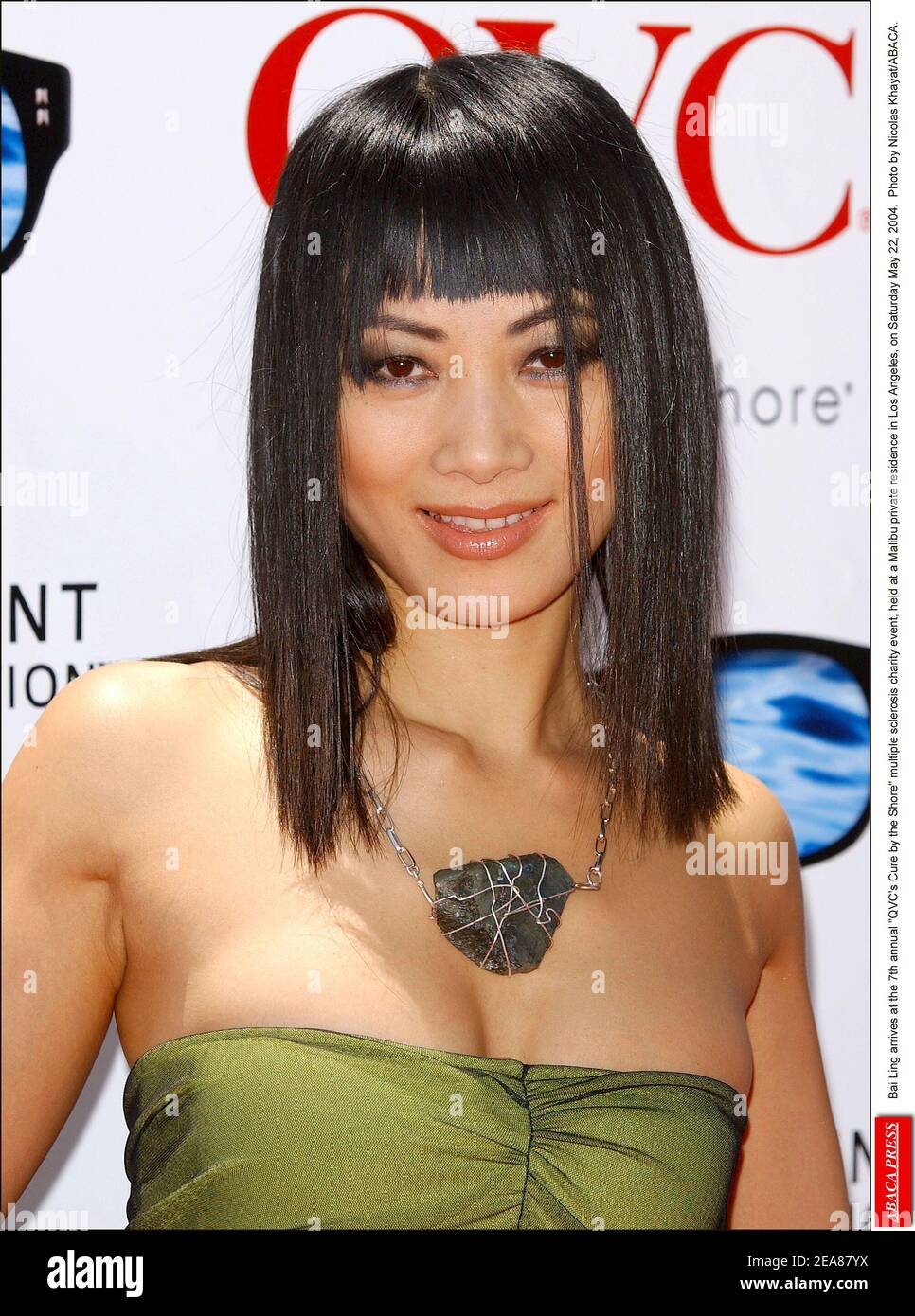 Bai Ling arrive à la 7e édition annuelle de l'événement caritatif Cure by the Shore multiple Sclerosis de QVC, qui s'est tenu dans une résidence privée Malibu à Los Angeles, le samedi 22 mai 2004. Photo de Nicolas Khayat/ABACA. Banque D'Images