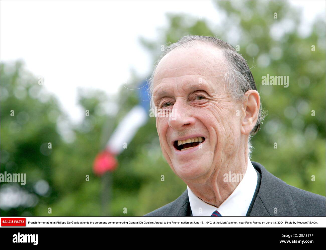 L'ancien amiral français Philippe de Gaulle assiste à la cérémonie commémorant l'appel du général de Gaulle à la nation française le 18 juin 1940, au Mont Valerien, près de Paris-France, le 18 juin 2004. Photo de Mousse/ABACA. Banque D'Images