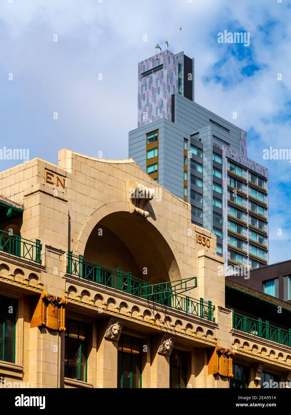 Le bâtiment art déco Dancehouse Oxford Road Manchester England UK construit en 1930 conçu par Pendleton et Dickson pour le promoteur immobilier Emmanuel Nove. Banque D'Images