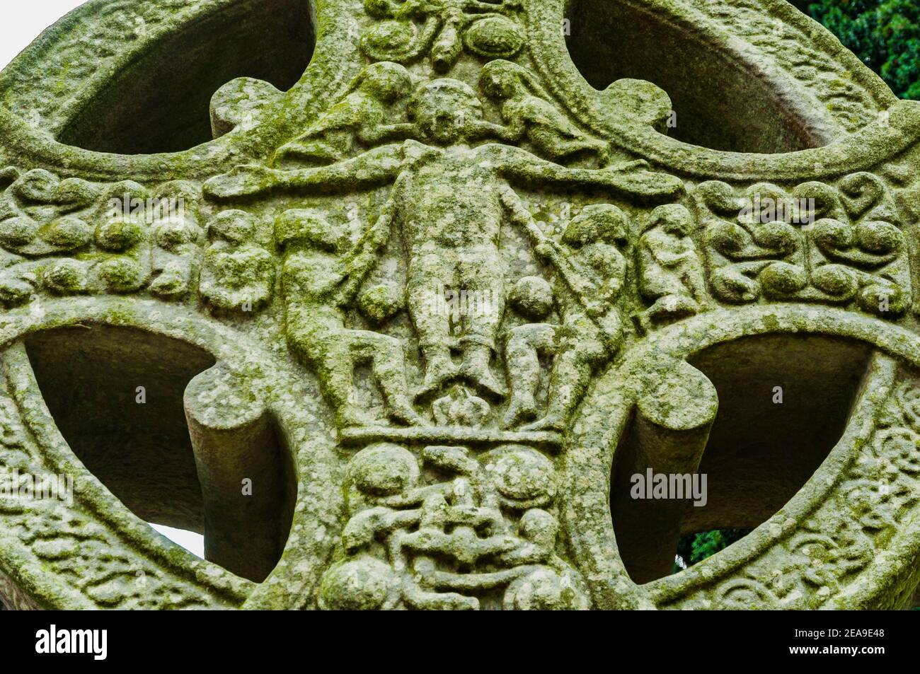 Détails. Face Ouest. La Croix de Muiredach est une grande croix celtique du 10e siècle, ou peut-être du 9e siècle, 5.5 située à Monasterboice dans le comté de Louth Banque D'Images