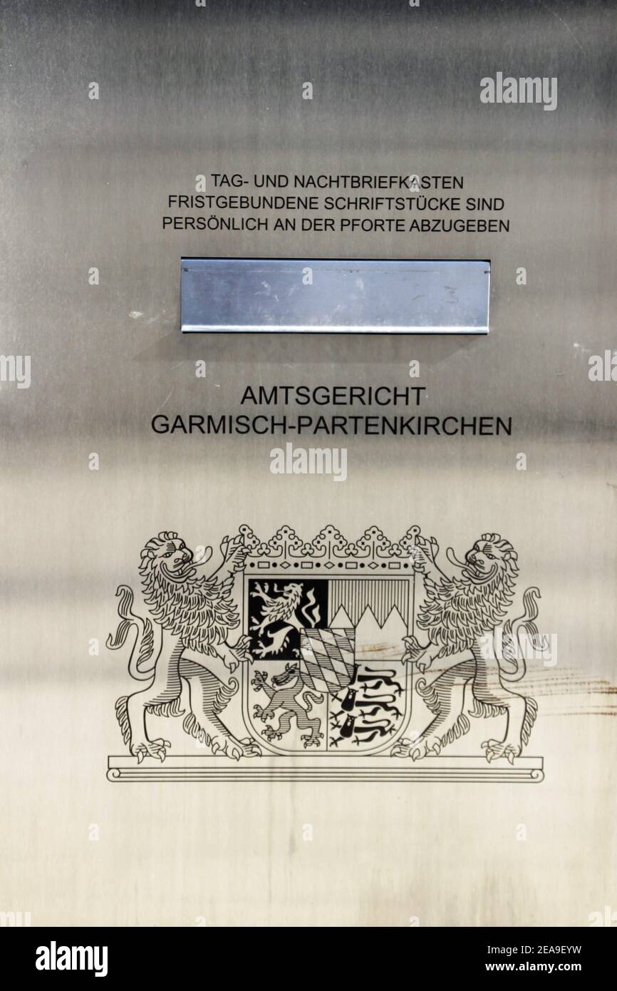 Boîte aux lettres au tribunal de district de Garmisch-Partenkirchen, haute-Bavière, Bavière, Allemagne, Partenkirchen Banque D'Images