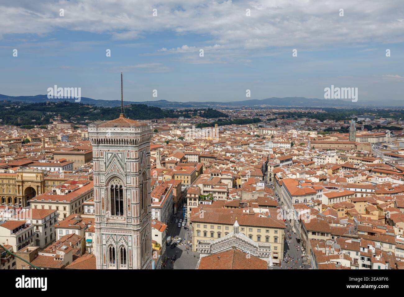 Vue Aérienne Vue panoramique de la ville de Florence et Giotto's Campanile campanile qui fait partie du complexe de la cathédrale de Florence (Cattedrale di Santa Maria de Banque D'Images