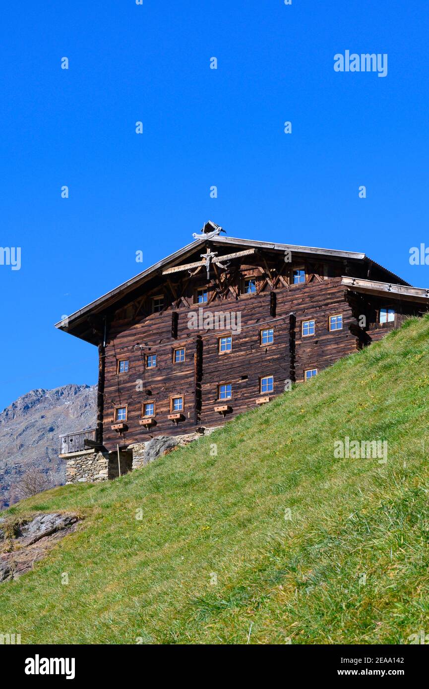 Italie, Trentin-Tyrol du Sud, Haut-Adige, Tyrol du Sud, Vinschgau, Alpes de l'Ötztal, Schnalstal, Schnals, Val Senales, réservoir de Vernagt, automne, Tiesenhof Banque D'Images