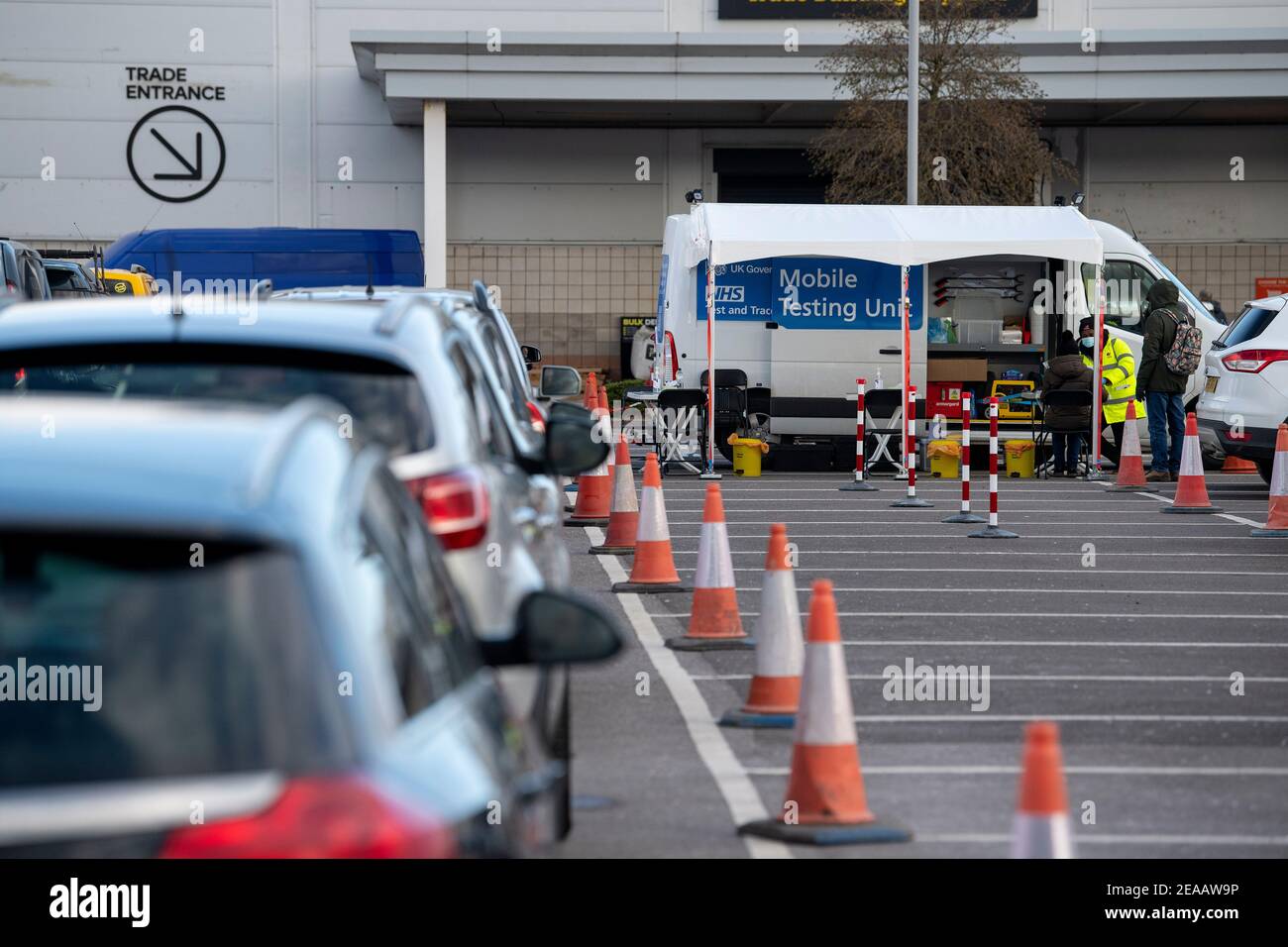 Un programme de tests de surtension dans plusieurs codes postaux de Bristol et South Gloucestershire pour essayer de retracer des cas d'une variante Covid-19 mutée. Banque D'Images