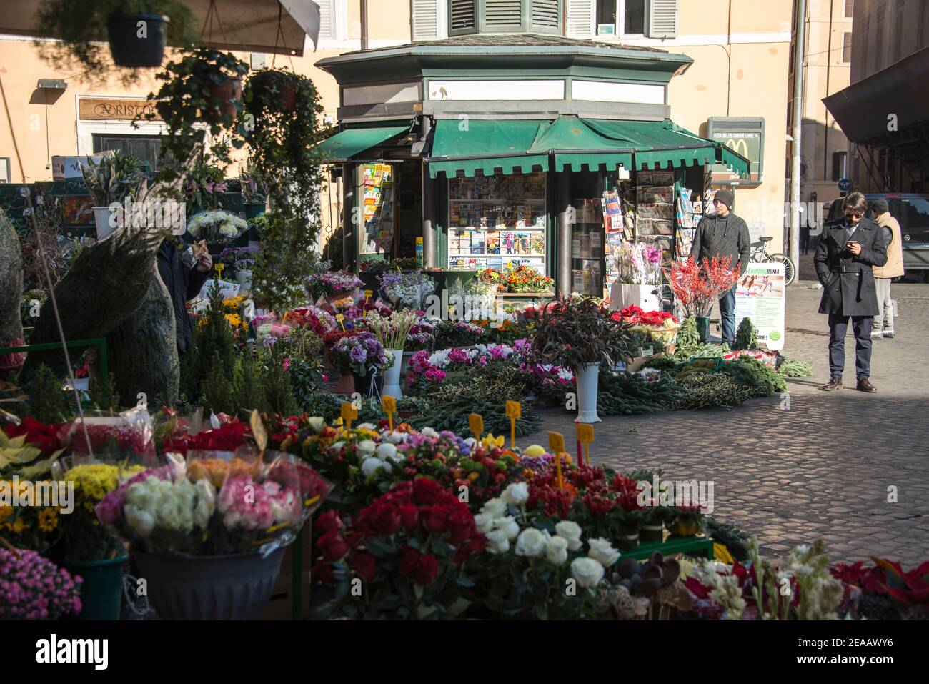 Stand de fleurs à Campo de 'Fiori, Rome Banque D'Images