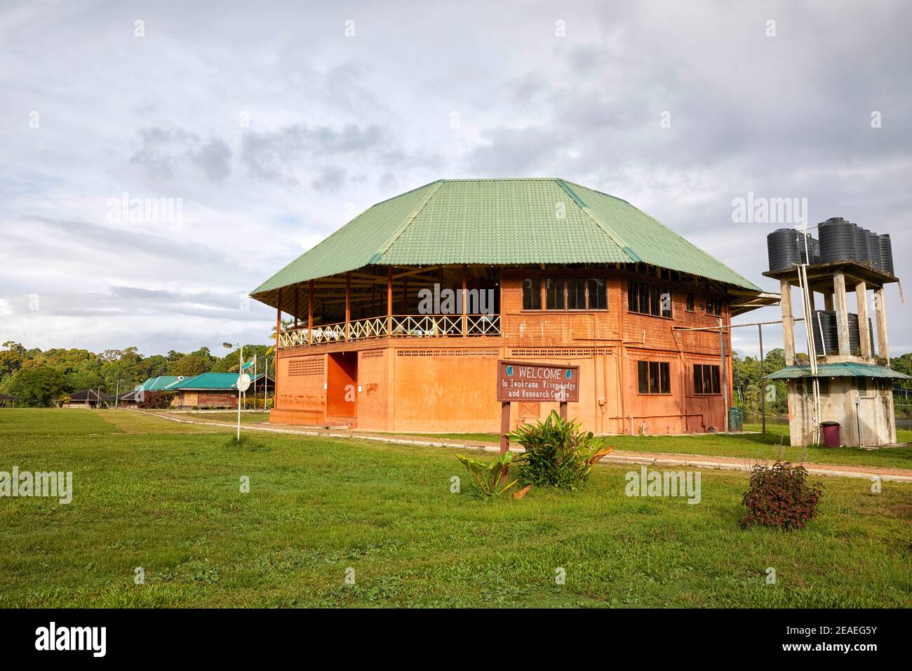 Iwokrama River Lodge and Research Centre anciennement connu sous le nom de station de campagne d'Iwokrama dans la forêt d'Iwokrama, Guyana Banque D'Images