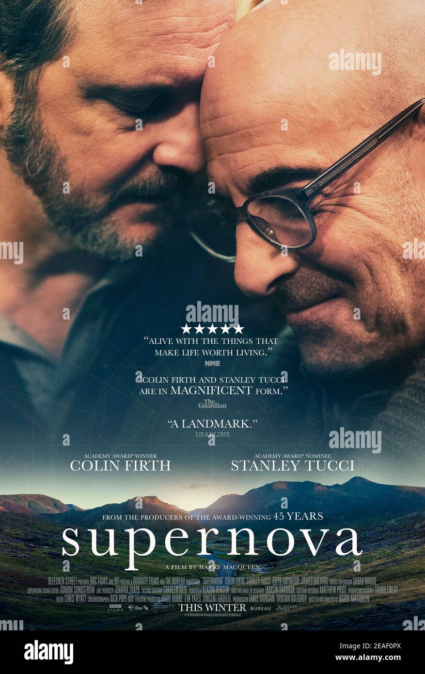 Supernova (2020) dirigée par Harry Macqueen et mettant en vedette Colin Firth, Stanley Tucci et Pippa Haywood. Sam et Tusker qui a la démence Voyage à travers l'Angleterre dans leur vieux RV rendant visite aux amis, à la famille et à des endroits de leur passé. Banque D'Images