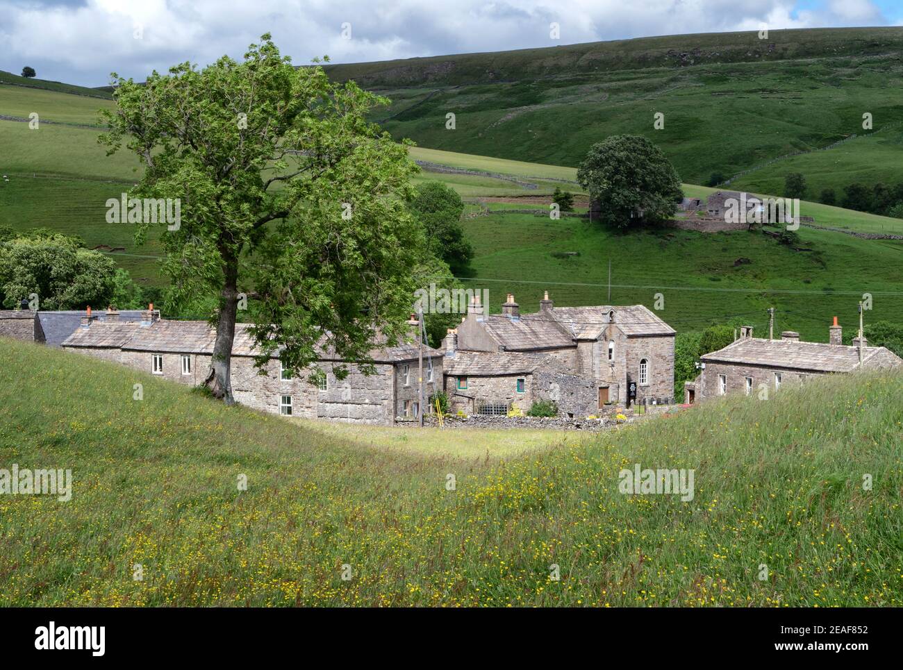 Maisons et l'église de la réforme unie dans le village de Keld à Swaledale dans le Yorkshire Dales Royaume-Uni Banque D'Images