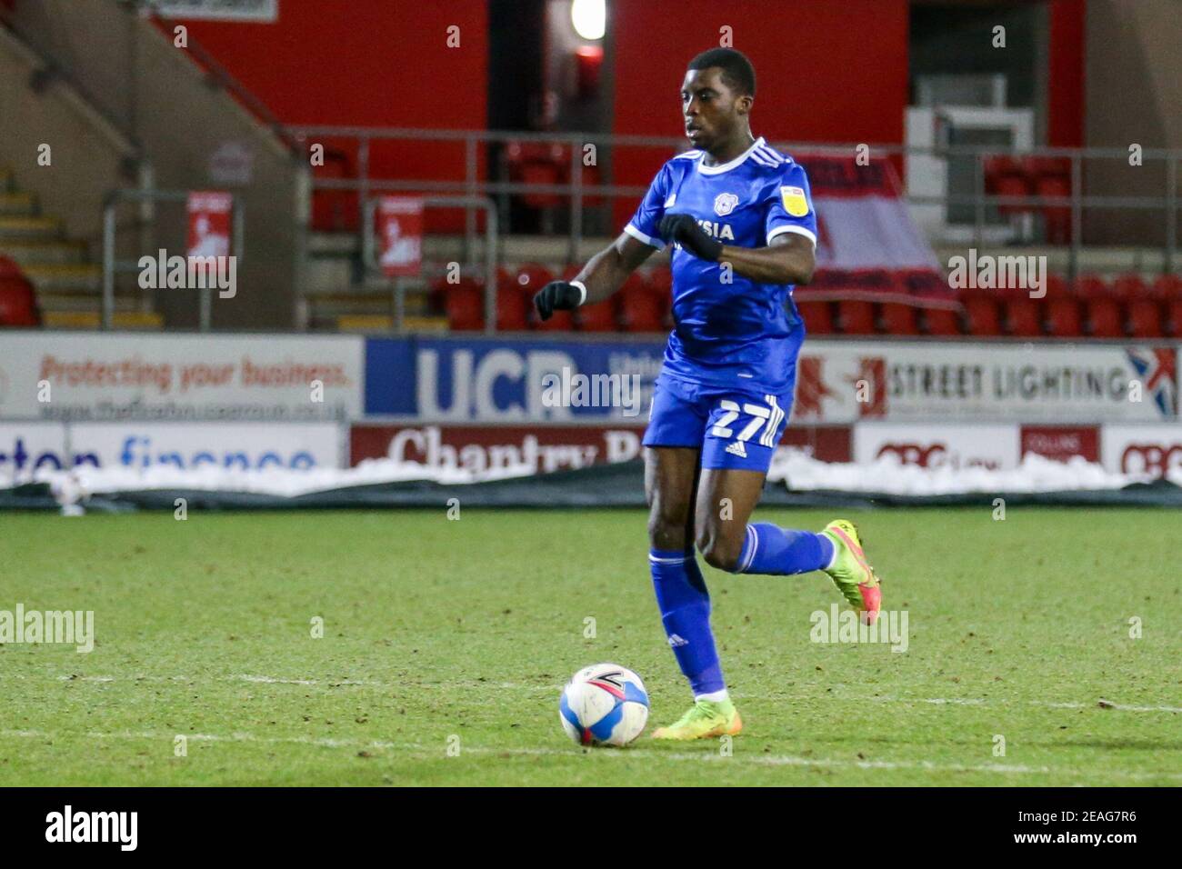 Rotherham, Royaume-Uni. 09e février 2021. Sheyi Ojo #27 de Cardiff City a atteint son but et a obtenu des scores pour le faire 0-1 à Rotherham, Royaume-Uni, le 2/9/2021. (Photo par Isaac Parkin/News Images/Sipa USA) crédit: SIPA USA/Alay Live News Banque D'Images