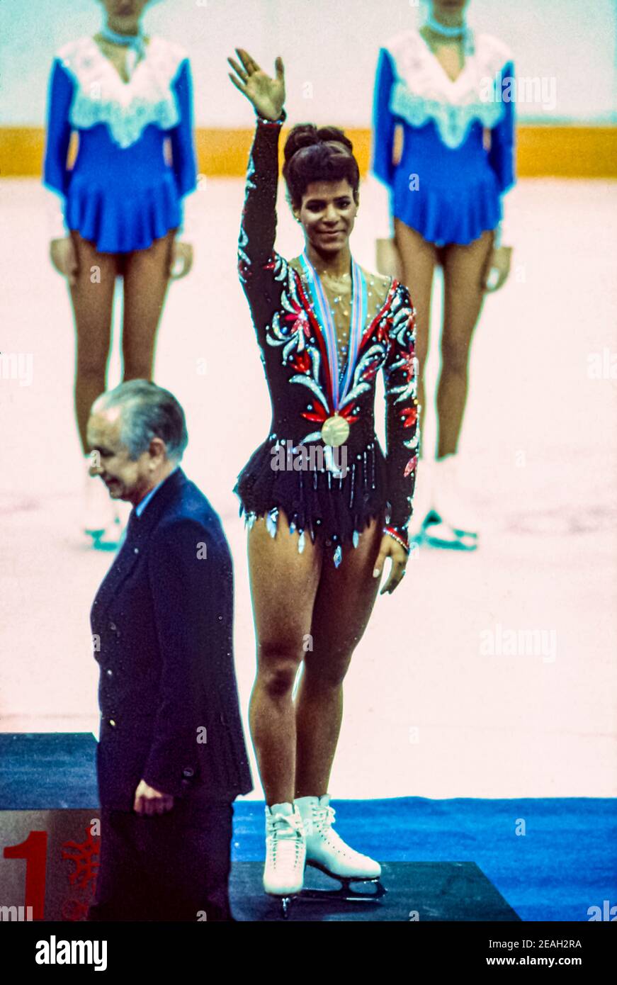 Debi Thomas (Etats-Unis) bropnze médaillée au patinage artistique des dames aux Jeux Olympiques d'hiver de 1988. Banque D'Images