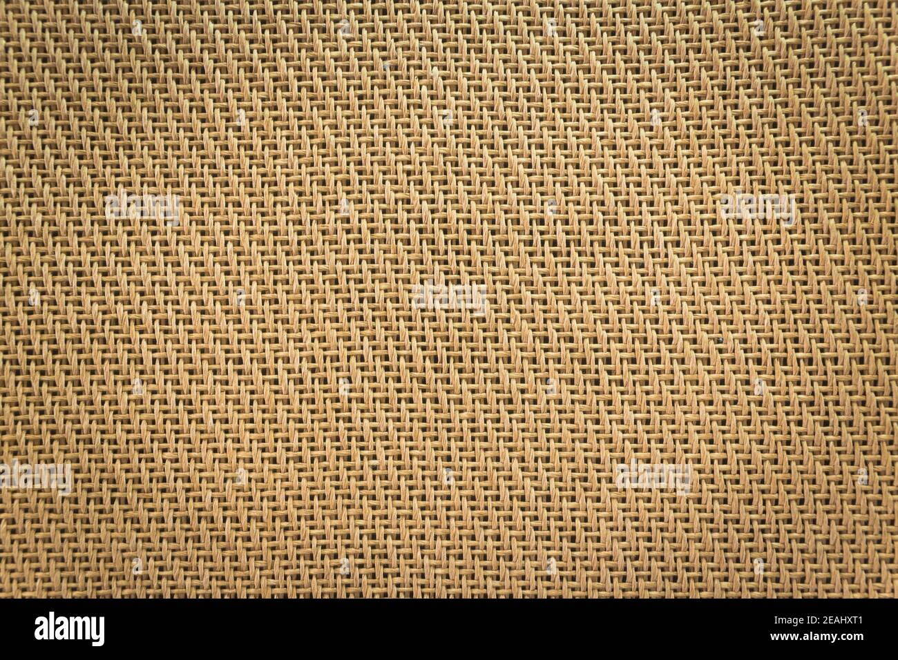 Haut-parleur en tissu mesh marron avec détail de l'amplificateur. Banque D'Images