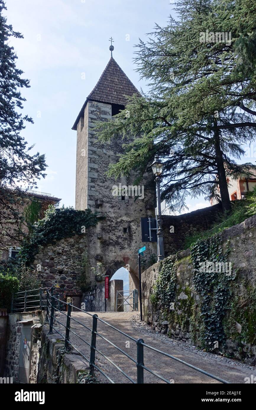 Porte de Passeier, porte historique de la ville, Merano, Tyrol du Sud, Italie Banque D'Images