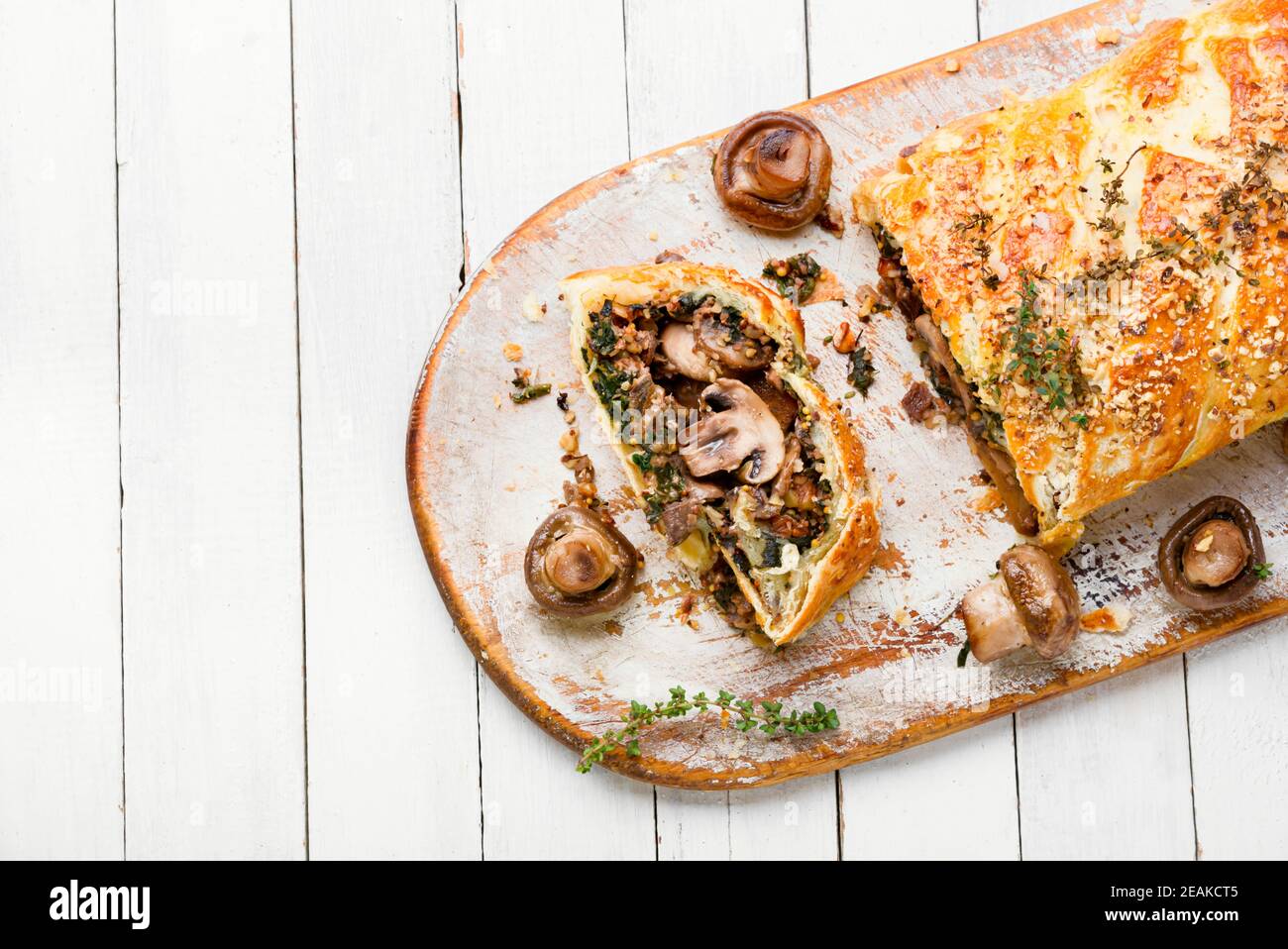 Tarte aux champignons en tranches Banque D'Images