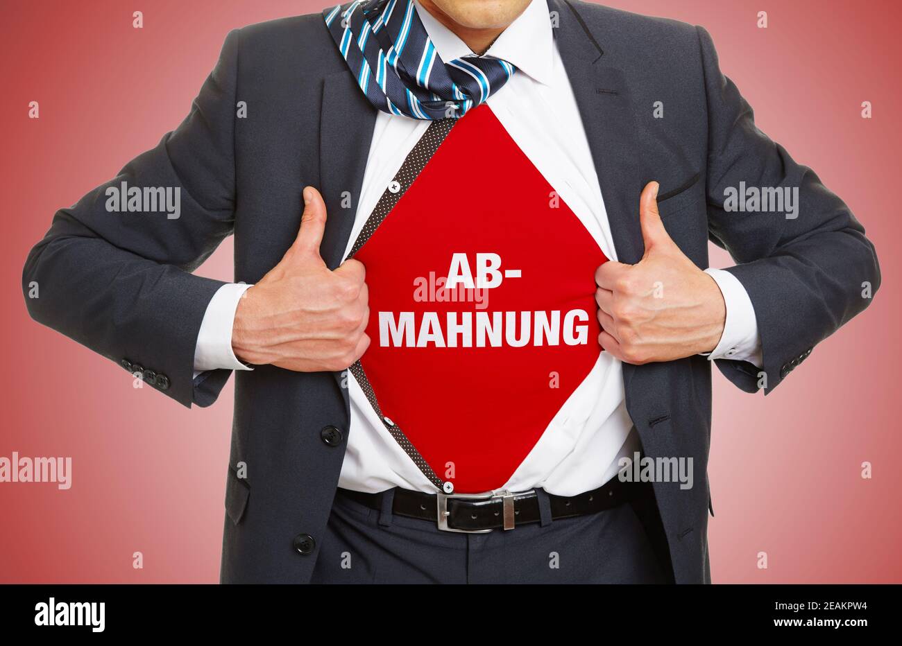 Abhmaunung (allemand pour: Avis final) concept avec lettrage sous chemise d'avocat ou d'homme d'affaires en costume Banque D'Images