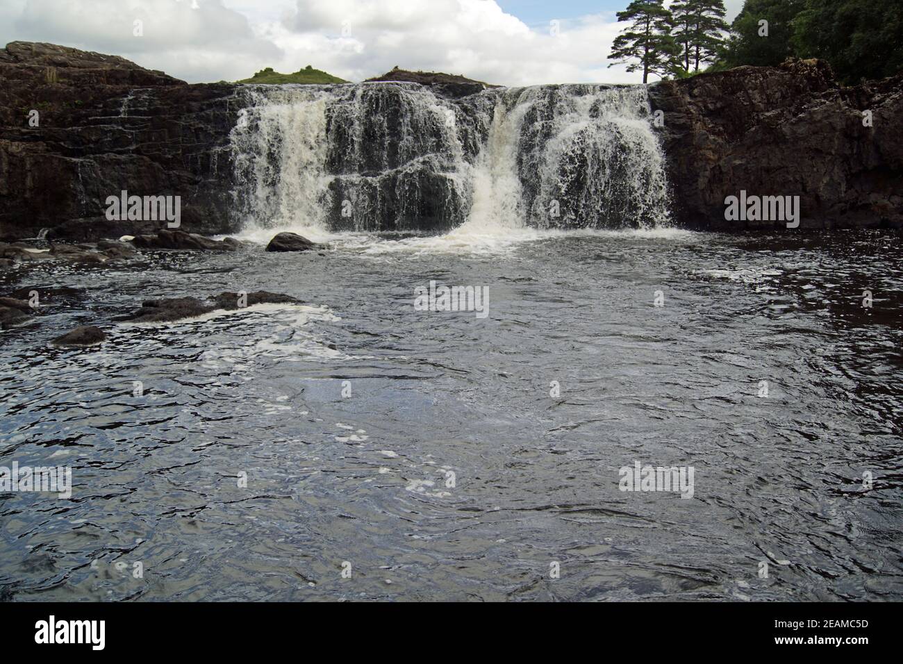 Aasleagh Falls Irlande Banque D'Images