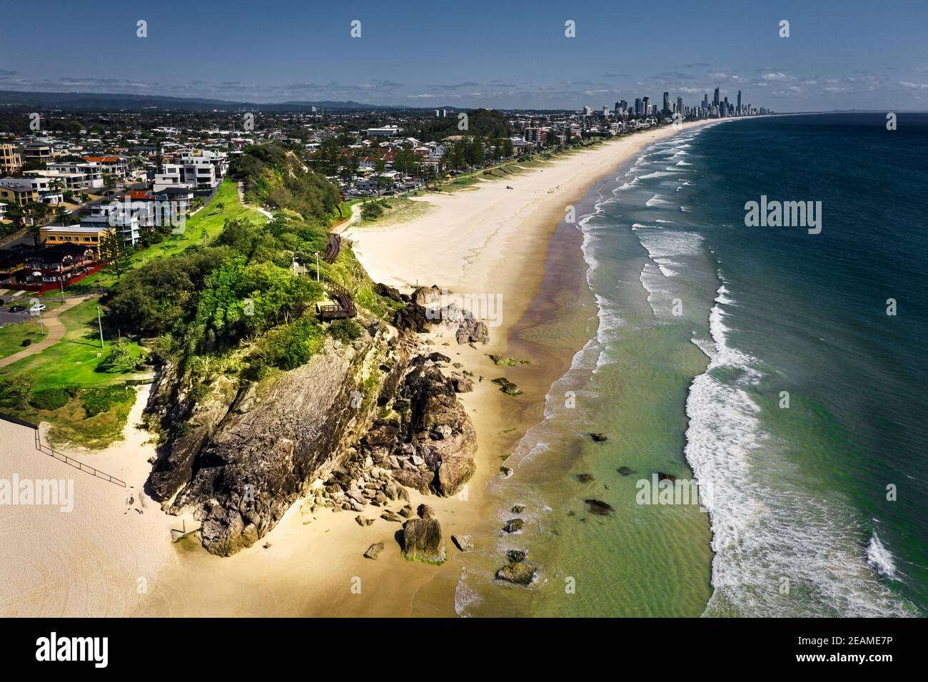 Vue aérienne sur la célèbre Gold Coast à Burleigh Heads. Banque D'Images