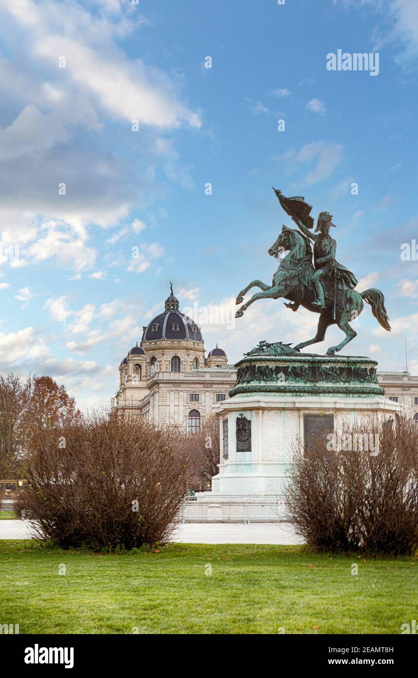 Musée d'Histoire naturelle et monument Erzherzog Karl sur Heldenplatz à Vienne, Autriche Banque D'Images