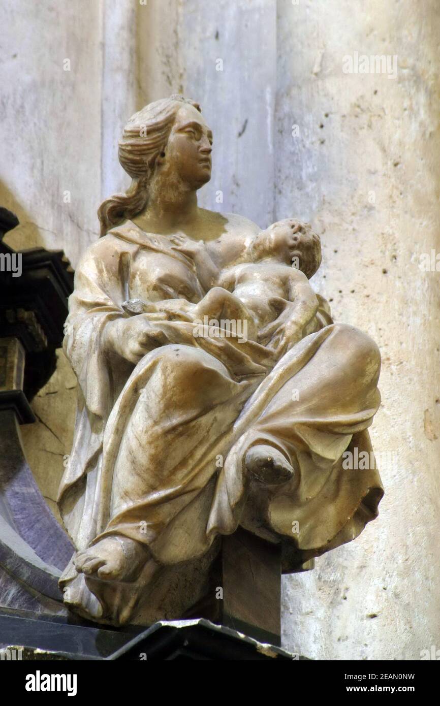 La Vierge Marie bénie avec le bébé Jésus, la cathédrale de Zagreb Banque D'Images