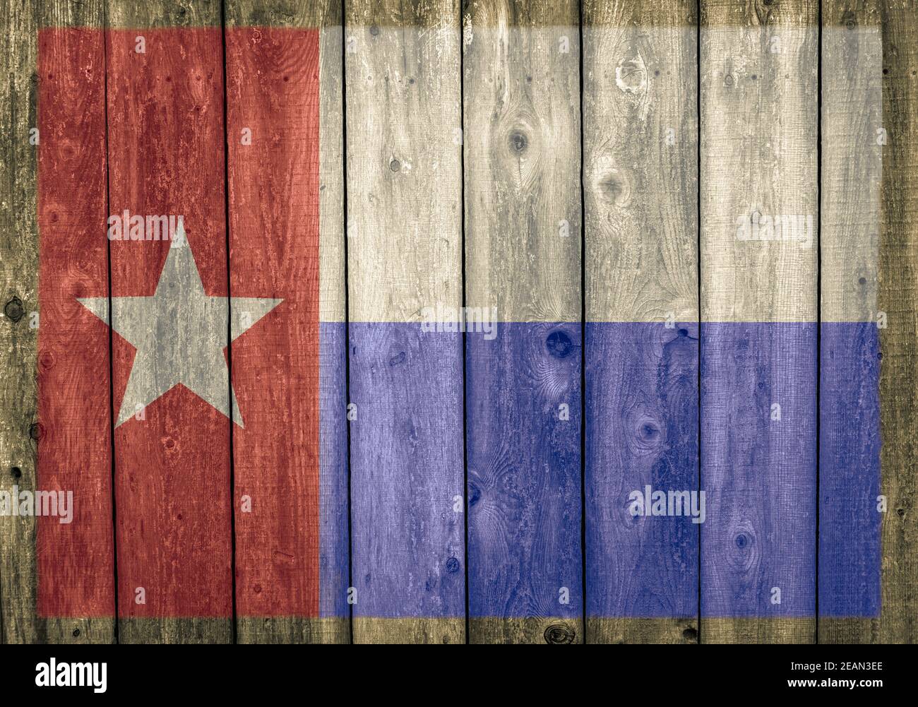 Drapeau d'état du Texas décoloré peint sur une grange en bois abîmé mur Banque D'Images