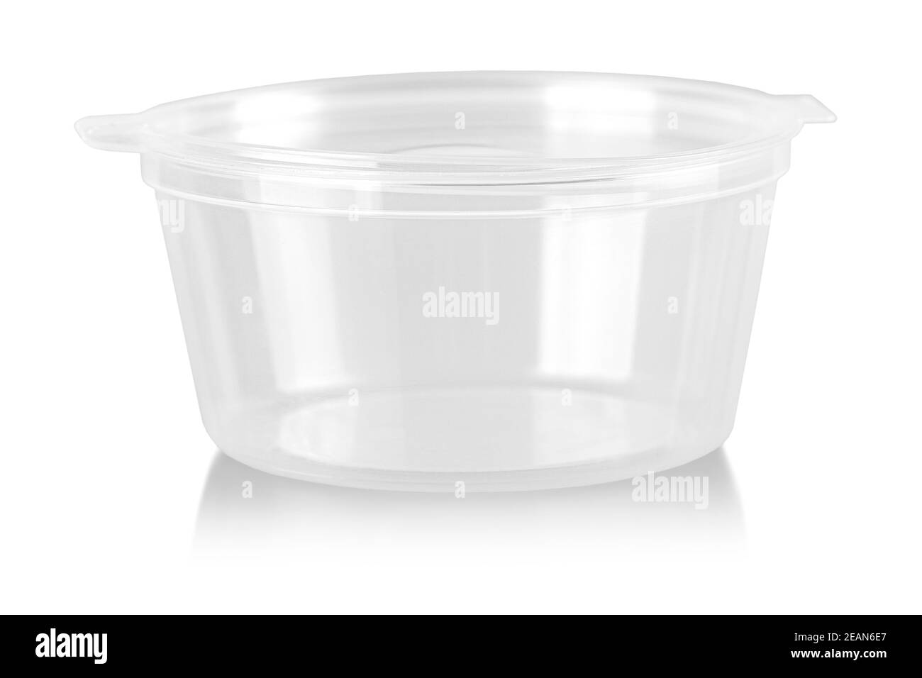 Conteneur en plastique vide isolé sur fond blanc Banque D'Images