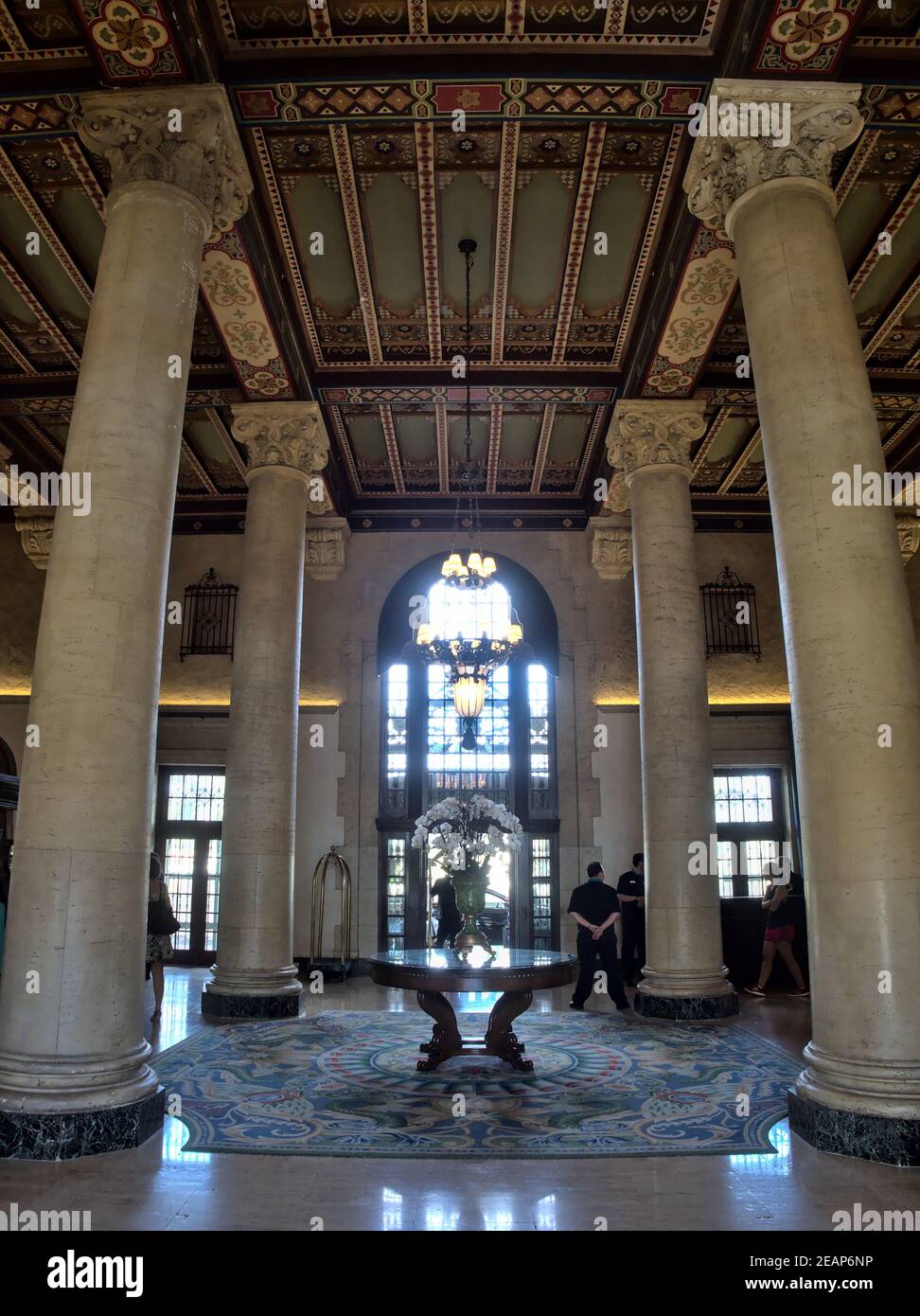 Coral Gables, Floride, Etats-Unis - 2020: Hall principal de l'hôtel Miami Biltmore, un hôtel de luxe historique construit en 1926. Banque D'Images