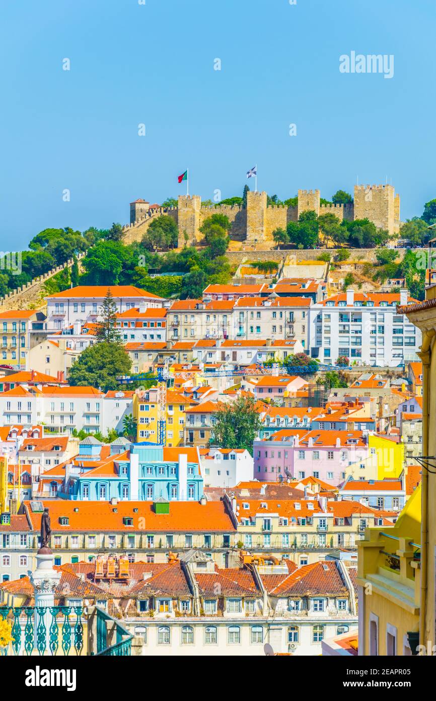 Vue aérienne de lisbonne avec le château de san jorge. Banque D'Images