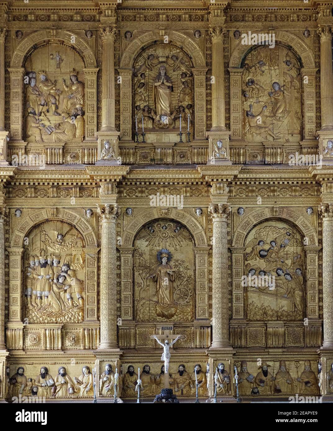 Autel principal de la cathédrale se dédié à Catherine d'Alexandrie, Vieux Goa, Goa, Inde Banque D'Images