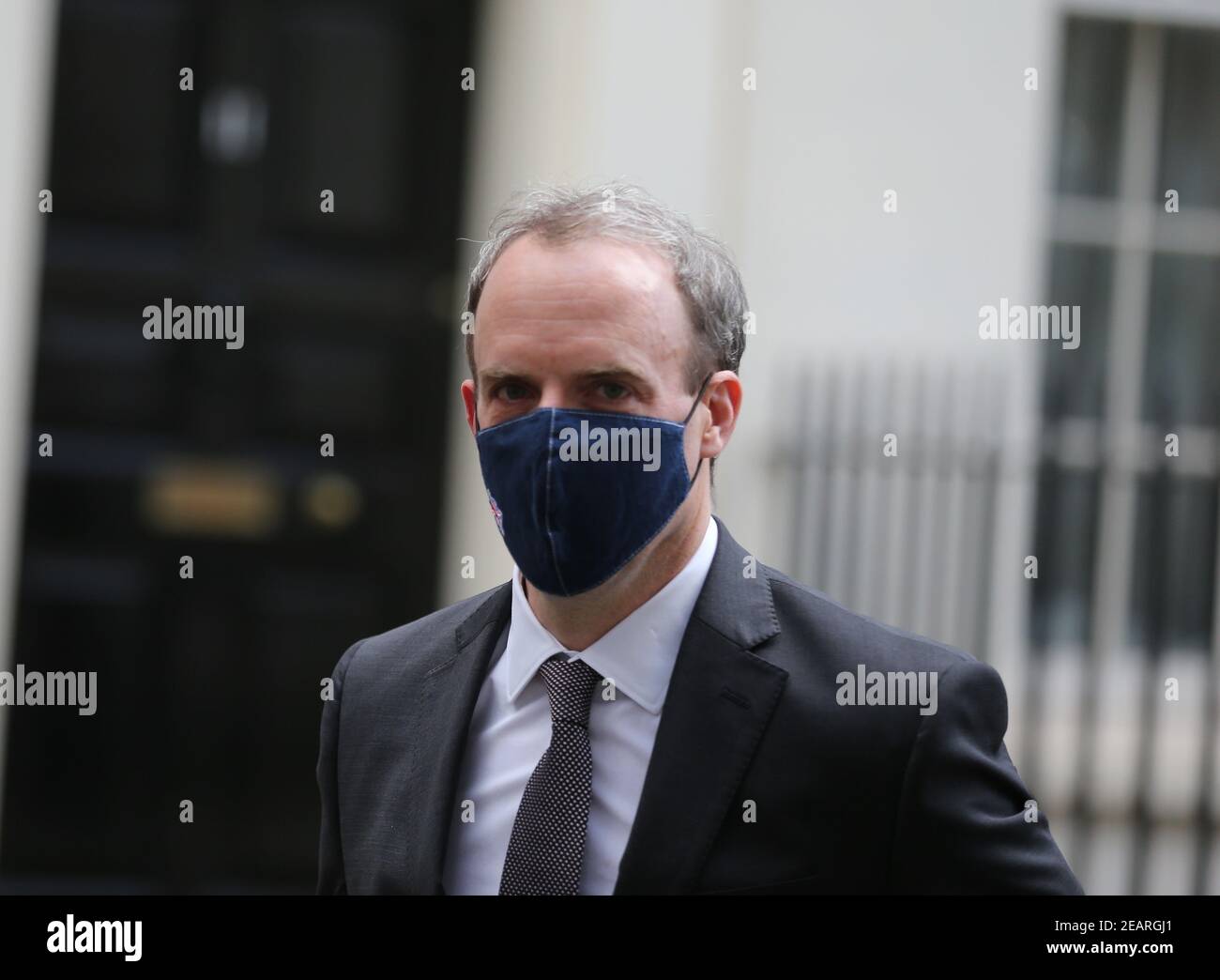 Londres, Angleterre, Royaume-Uni. 10 février 2021. DOMINIC RAAB, secrétaire d'État britannique aux Affaires étrangères et premier secrétaire d'État, est vu à Downing Street. Credit: Tayfun Salci/ZUMA Wire/Alay Live News Banque D'Images
