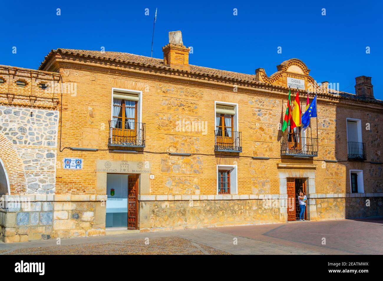 Hôtel de ville dans la ville espagnole Consuegra Banque D'Images