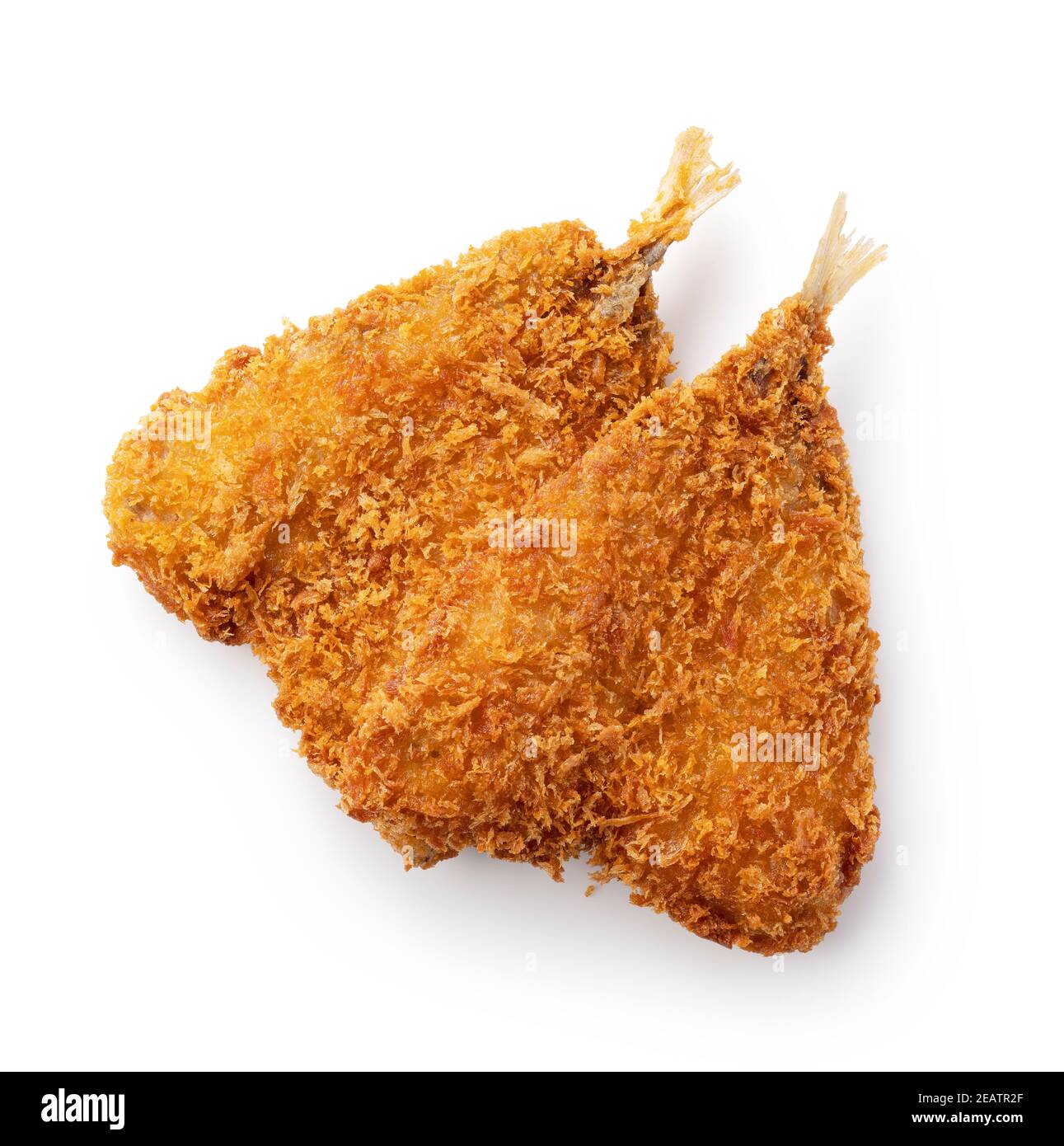 Le chinchard frit est placé sur un fond blanc Banque D'Images