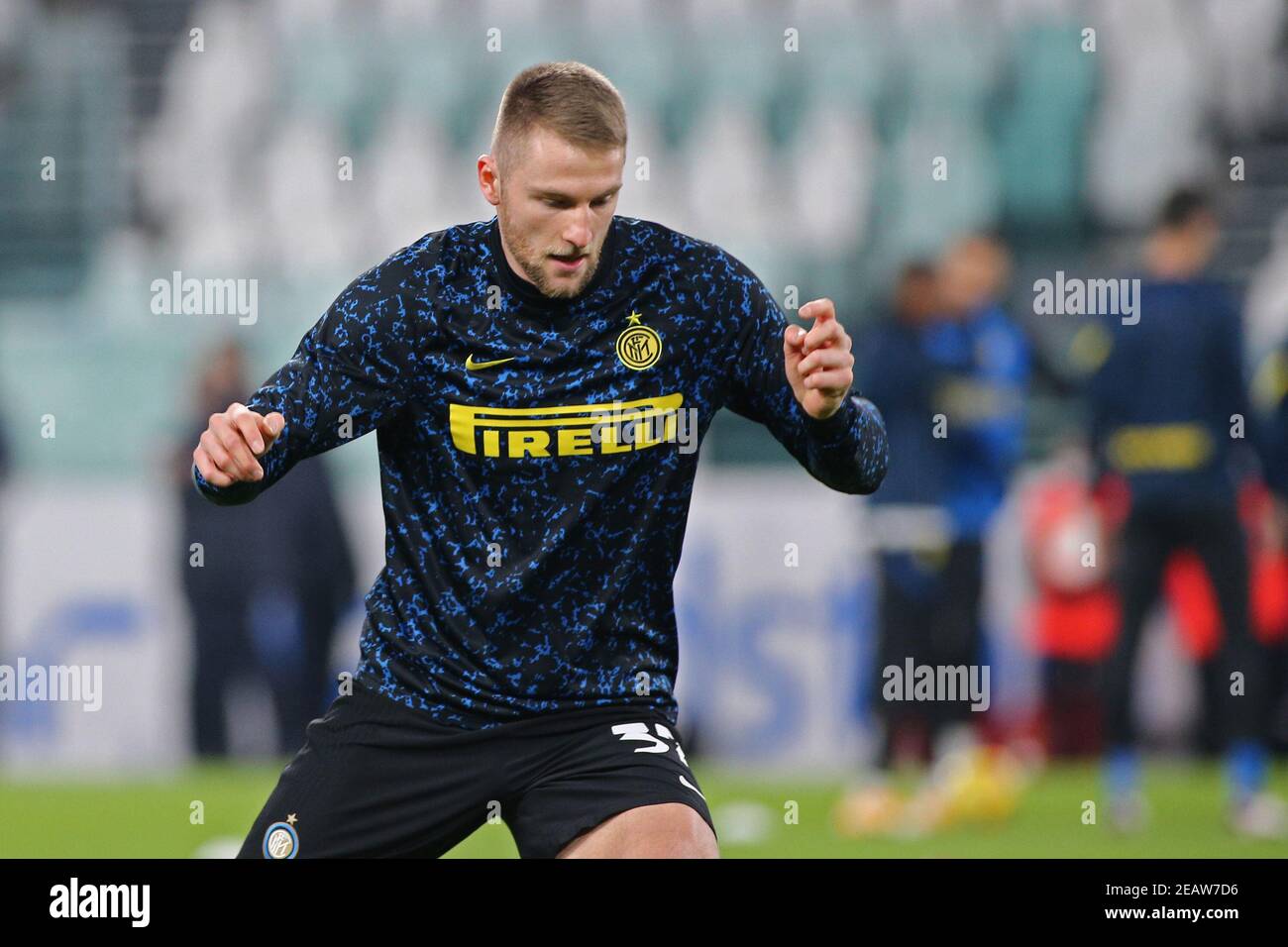 Turin, Italie. 9 février 2021. Turin, Italie, Allianz Stadium, 09 février 2021, Milan Skriniar (FC Internazionale) pendant l'échauffement pendant la Juventus FC vs FC Internazionale - football italien Coppa Italia Match Credit: Claudio Benedetto/LPS/ZUMA Wire/Alamy Live News Banque D'Images