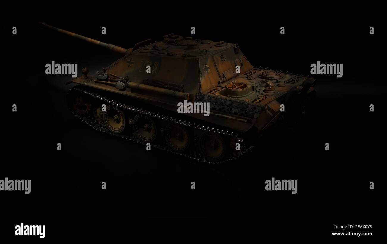 Wehrmacht Heer Jagdpanther / Jagdpanzer V im Maßstab 1:16 - Armée allemande Heavy Tank Killer / Heavy Tank Destroyer Jagdpanther comme modèle dans échelle 120mm Banque D'Images