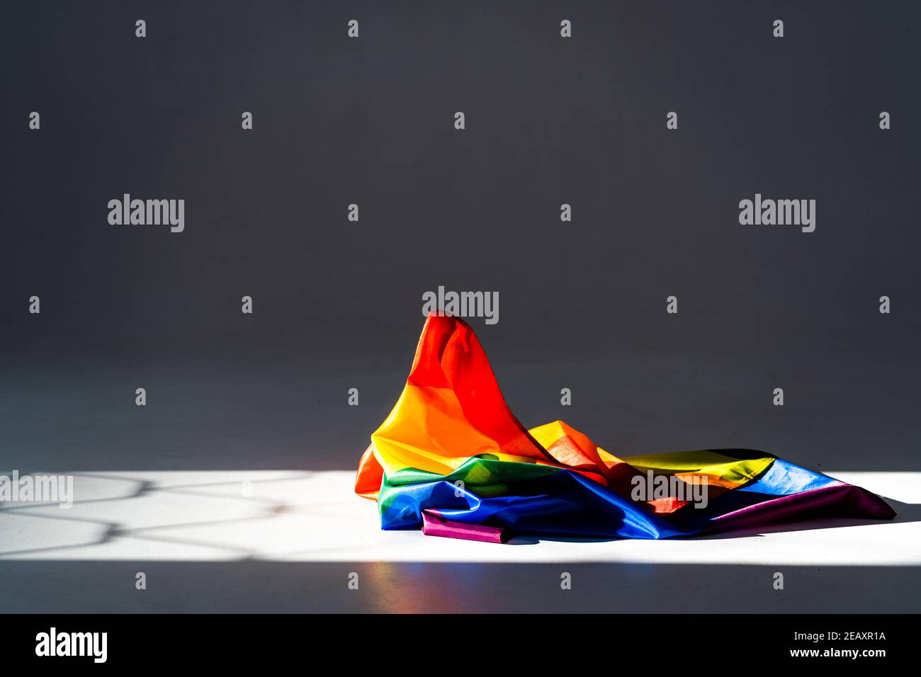 Drapeau arc-en-ciel LGBT, soutien conceptuel pour les gais, les lesbiennes, les transgenres et contre l'homophobie Banque D'Images