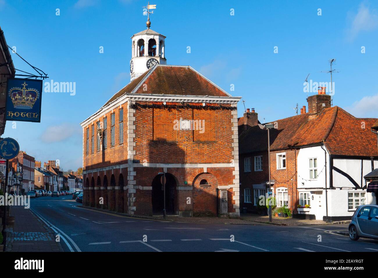 Vue sur le Market Hall, High Street, Old Amersham, Buckinghamshire, Royaume-Uni Banque D'Images