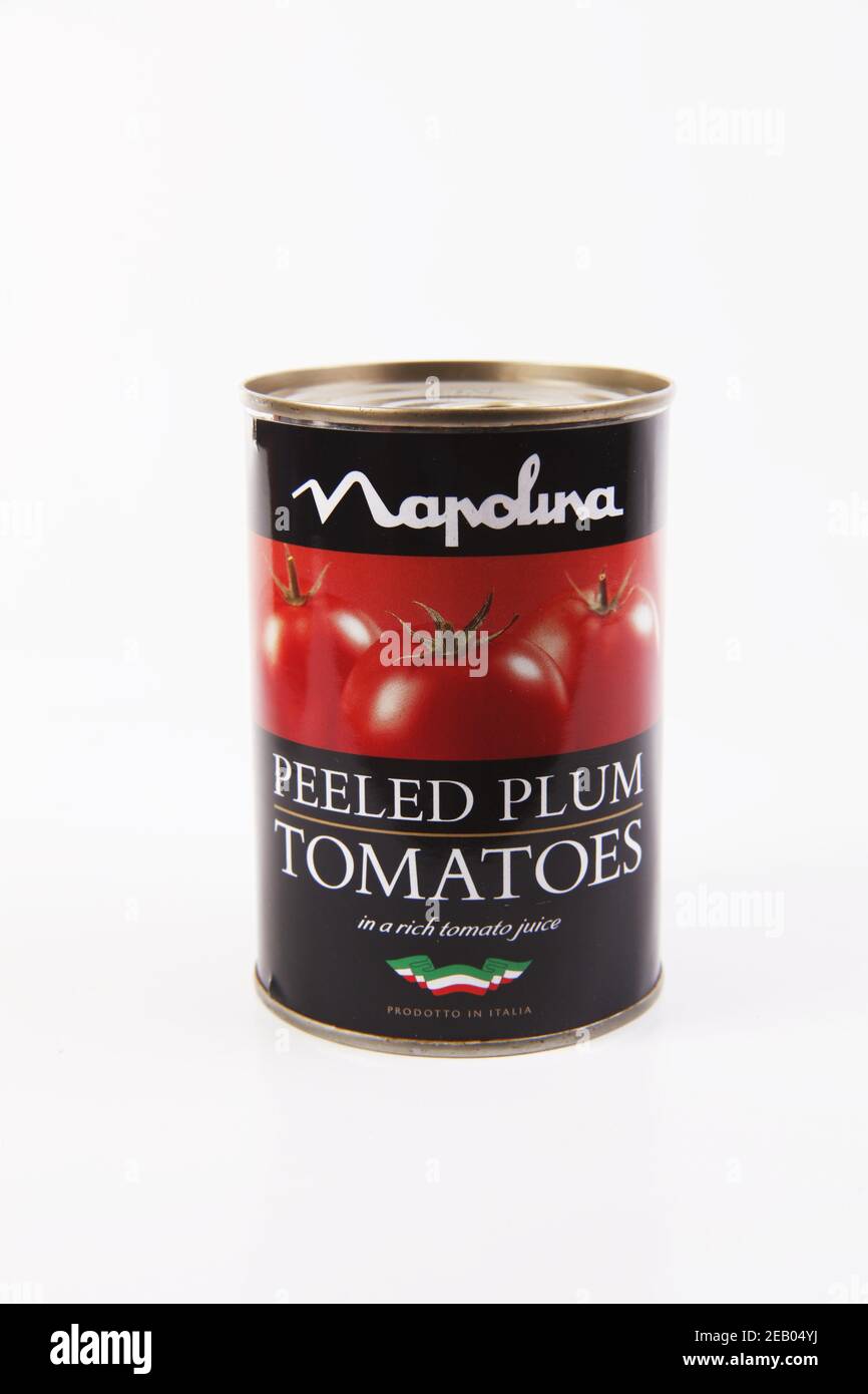 Tomates en prune de marque Napolina Banque D'Images