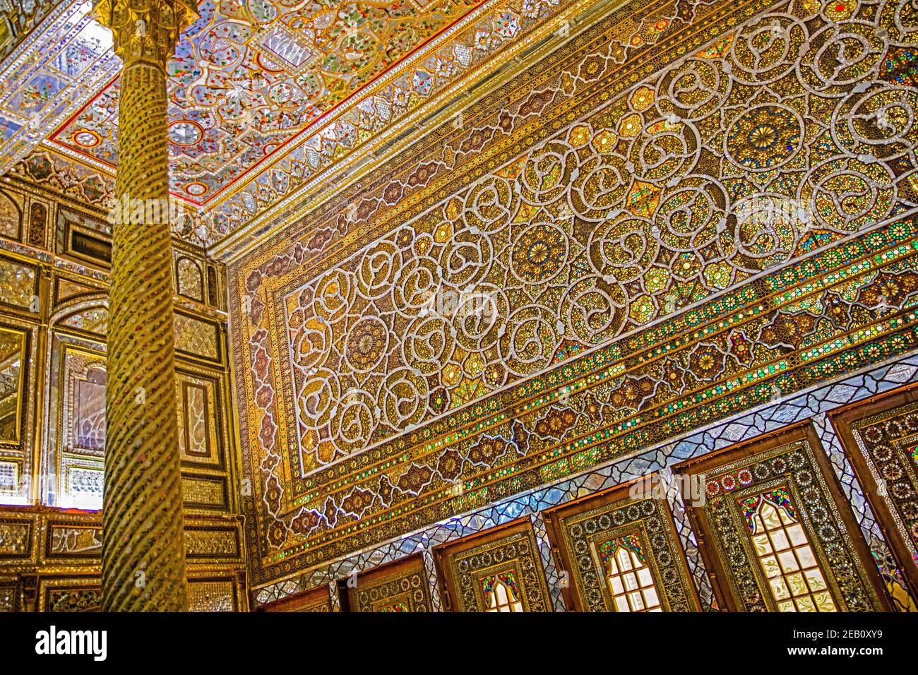 Intérieur de la salle principale d'Emarat-e Badgir / Tours éoliennes / Bâtiment de Windcatchers dans le Palais Golestan, ancien complexe royal de Qentra à Téhéran, Iran Banque D'Images