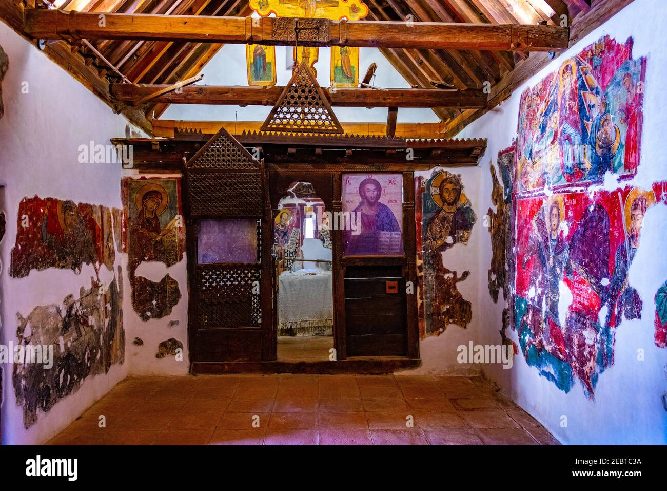 MOUTOULLAS, CHYPRE, 22 AOÛT 2017 : intérieur de l'église de Panagia tou Moutoulla au village de Moutoullas sur Chypre Banque D'Images