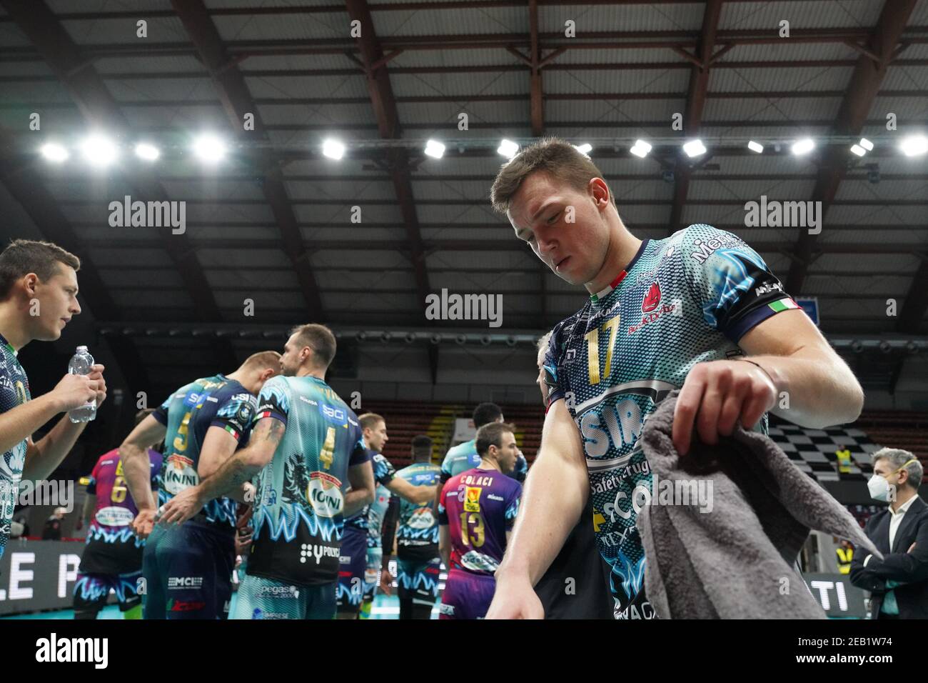 Pérouse, Italie. 11 février 2021. 2/11/2021 - oleh plotnytskyi (n.17 sticker amer sir safety conad perugia) pendant Tours VB contre Sir Sicoma Monini Perugia, CEV Champions League volley-ball match à Pérouse, Italie, février 11 2021 (photo par IPA/Sipa USA) crédit: SIPA USA/Alay Live News Banque D'Images