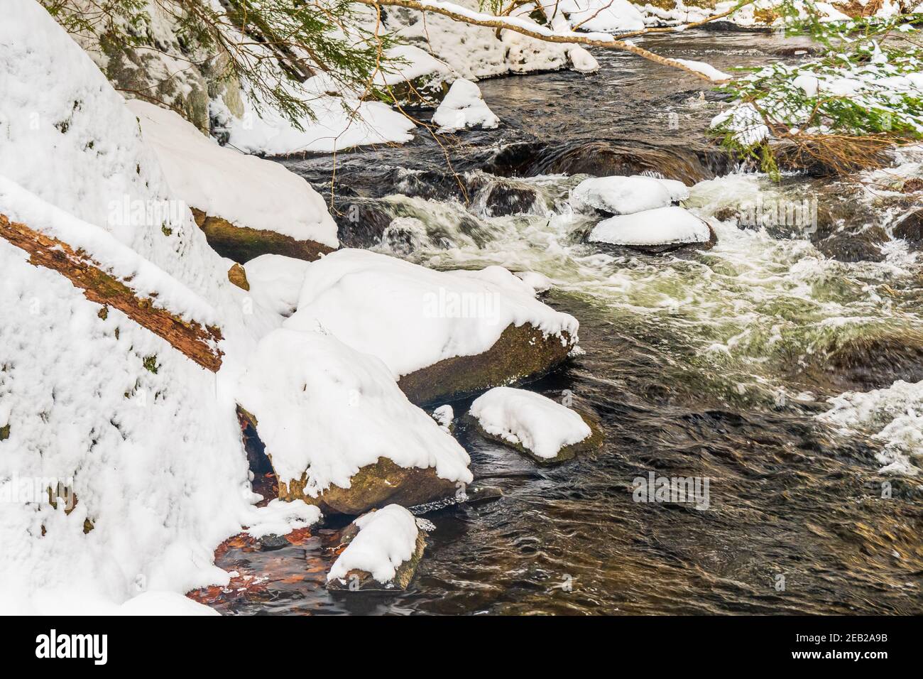Hawk Lake Log Chute Algonquin Highlands Haliburton County Ontario Canada Banque D'Images