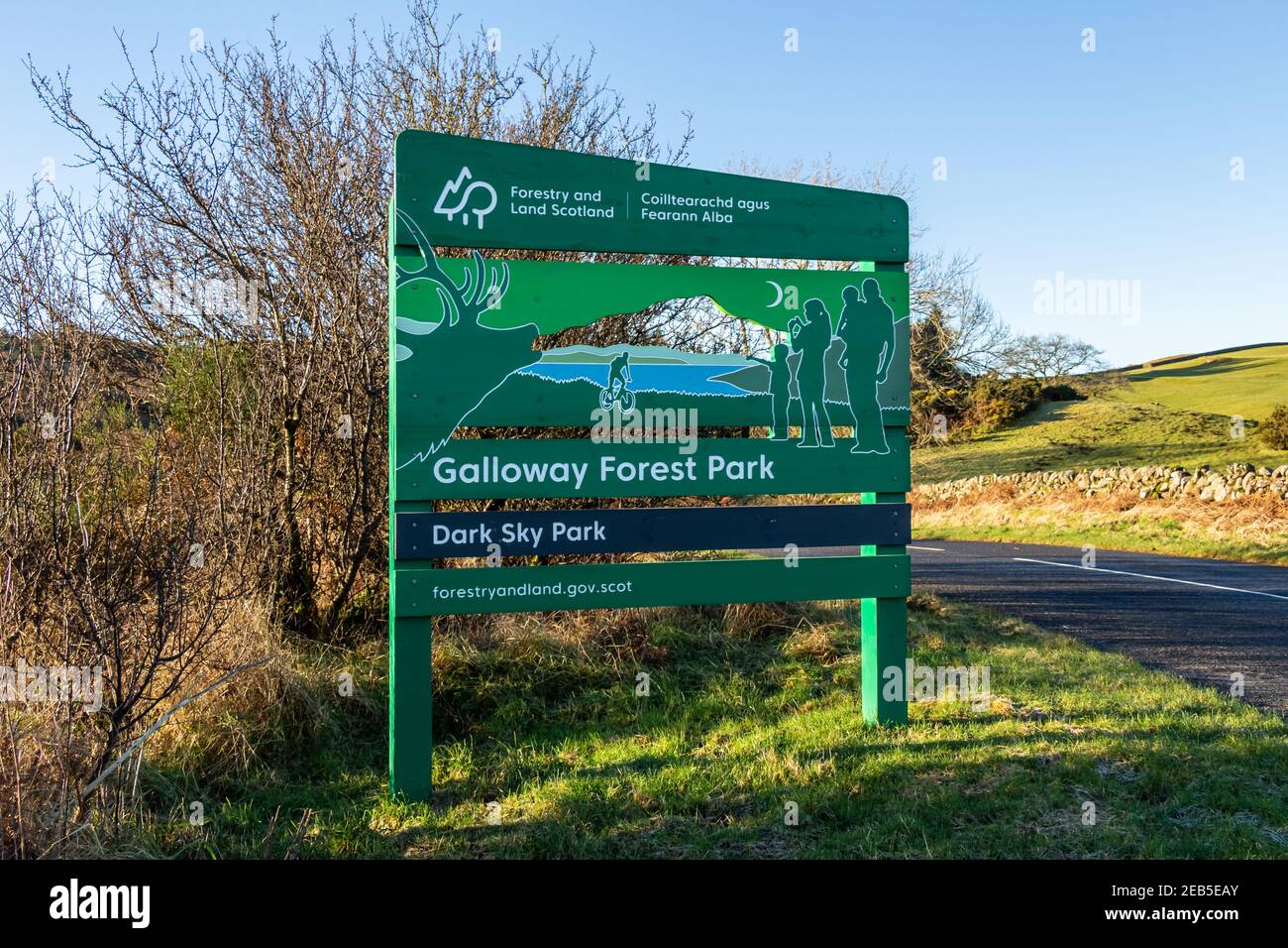 New Galloway, Écosse - 21 décembre 2020 : panneau d'entrée au parc forestier de Galloway près de New Galloway, Galloway, Écosse Banque D'Images