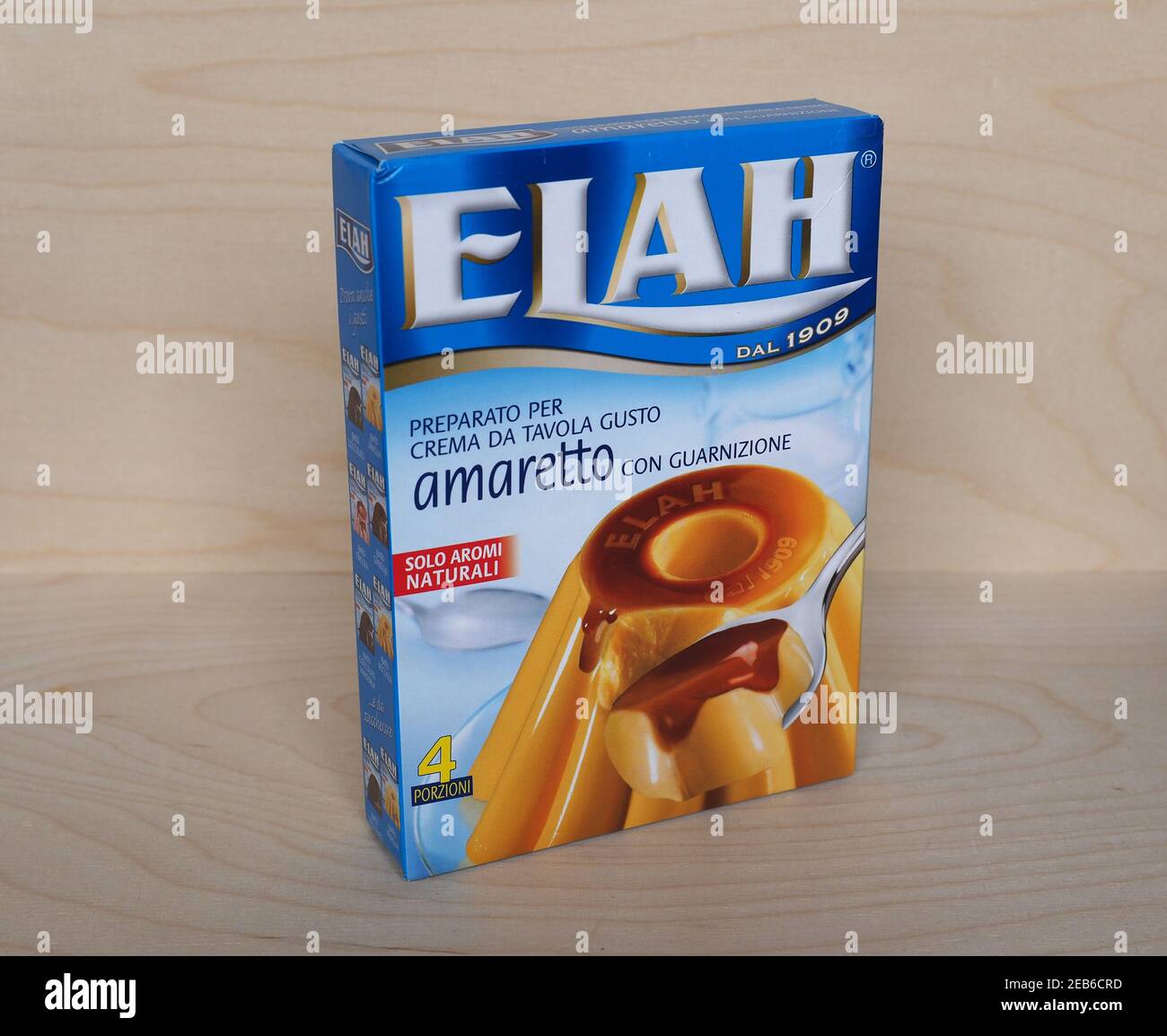 GÊNES, ITALIE - VERS JANVIER 2021: ELAH amaretto pudding Banque D'Images