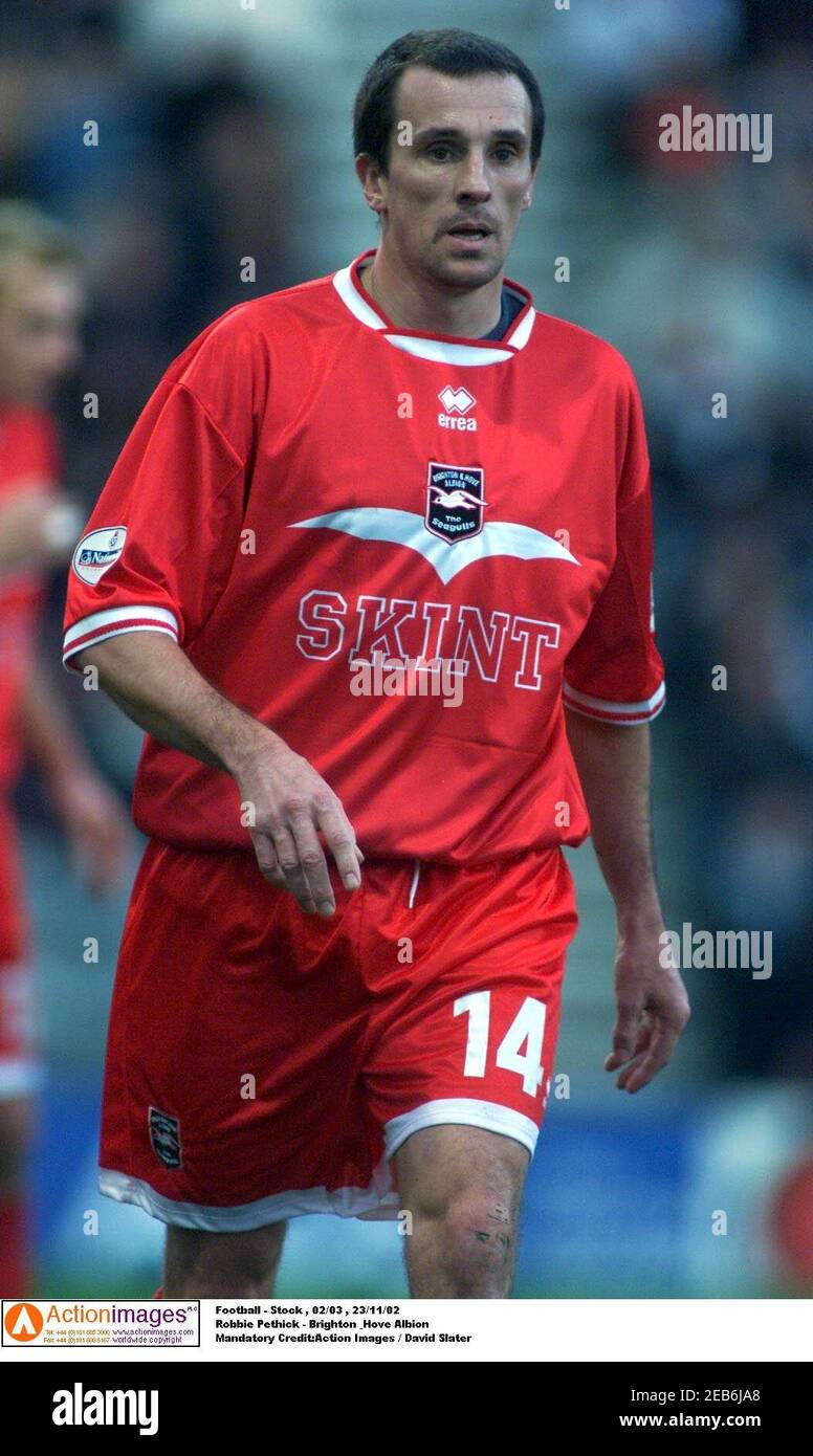 Football - stock , 02/03 , 23/11/02 Robbie Pethick - Brighton & Hove Albion crédit obligatoire:action Images / David Slater Banque D'Images