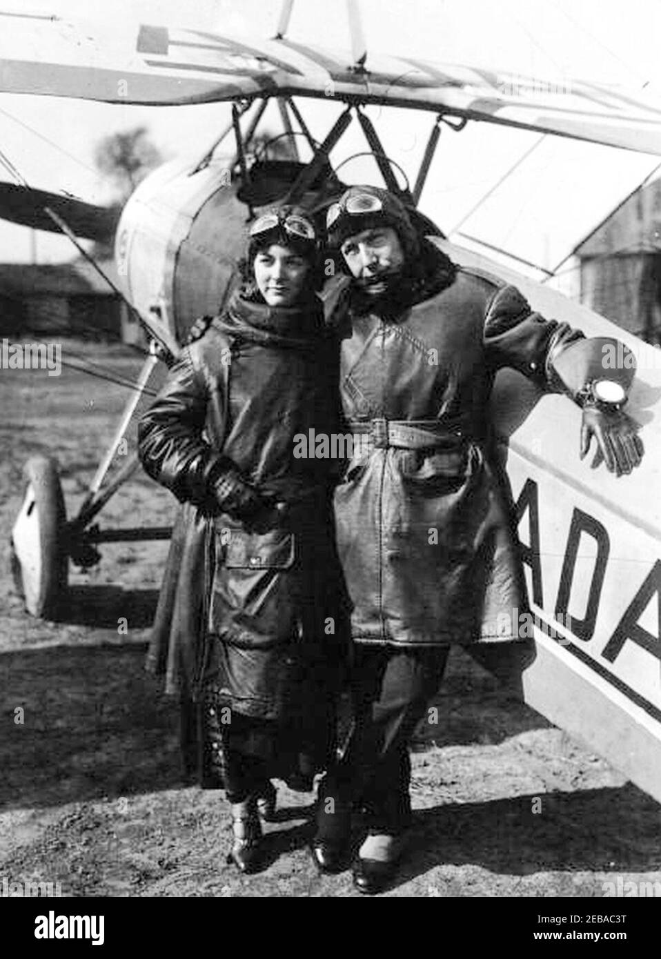 Charles Nungesser et sa fiancée - Morane, 1923. Banque D'Images