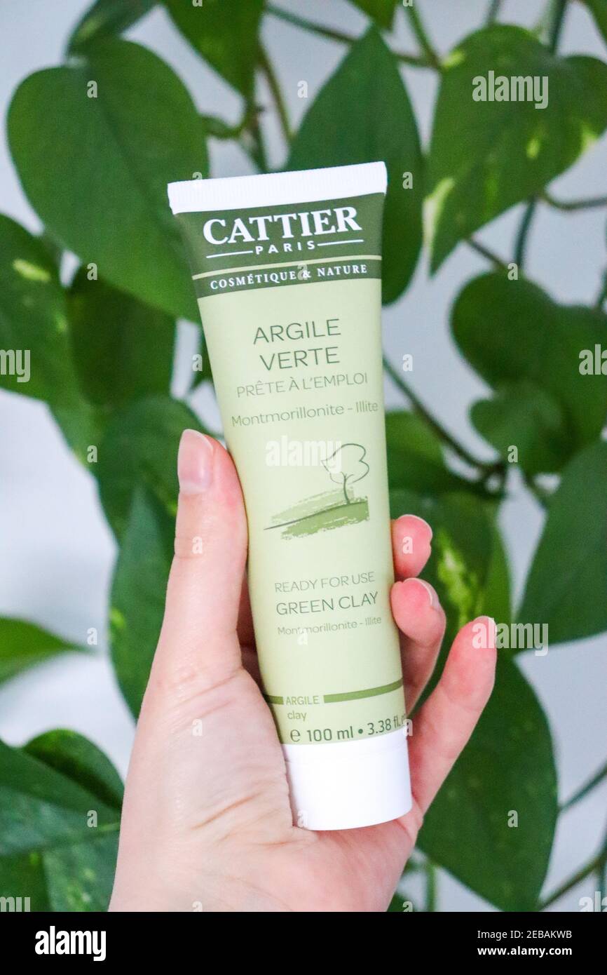 cattier vert argile masque, français beauté soin de la peau marques peau naturelle Banque D'Images