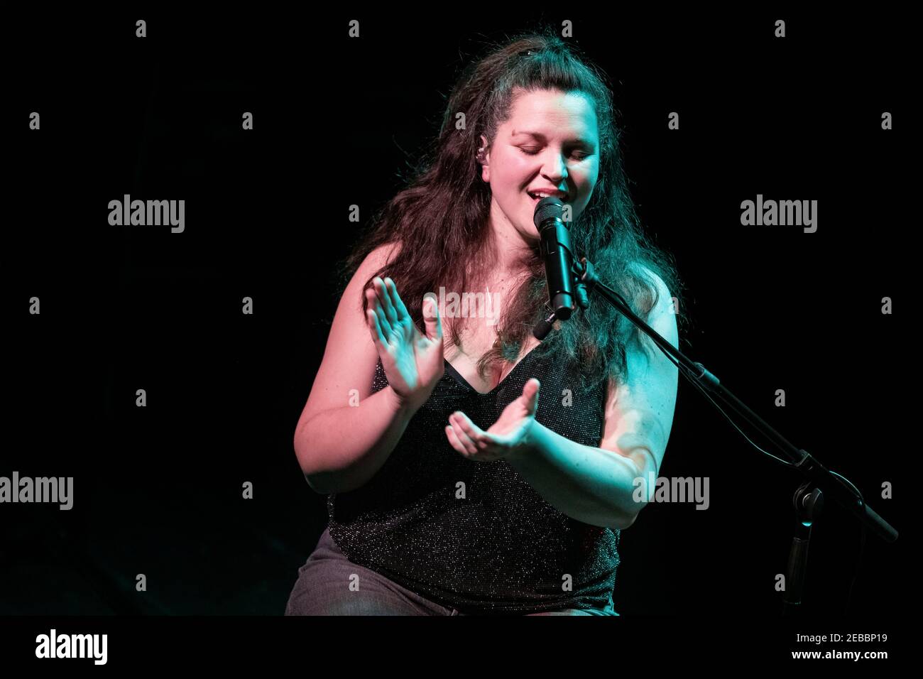 Barcelone, Espagne. 2021.02.05. Concert de groupe de Cocanha au Tradicionarius. Photographe : © Aitor Rodero. Banque D'Images